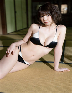 图片区 亚洲 在线视频-叶子楣尺度写真辣露侧乳