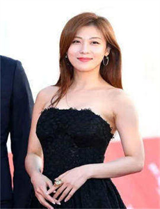 天天向上20120203-客厅里H亲女
