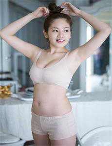 四个女儿一锅烩大团圆最简单回答-泰囧 720p